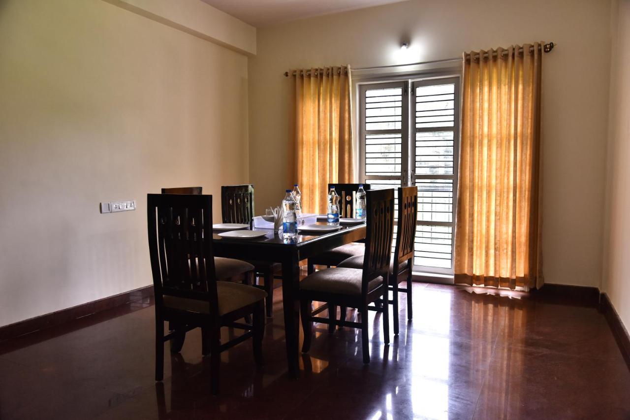 The Banjaara Suites Бангалор Экстерьер фото