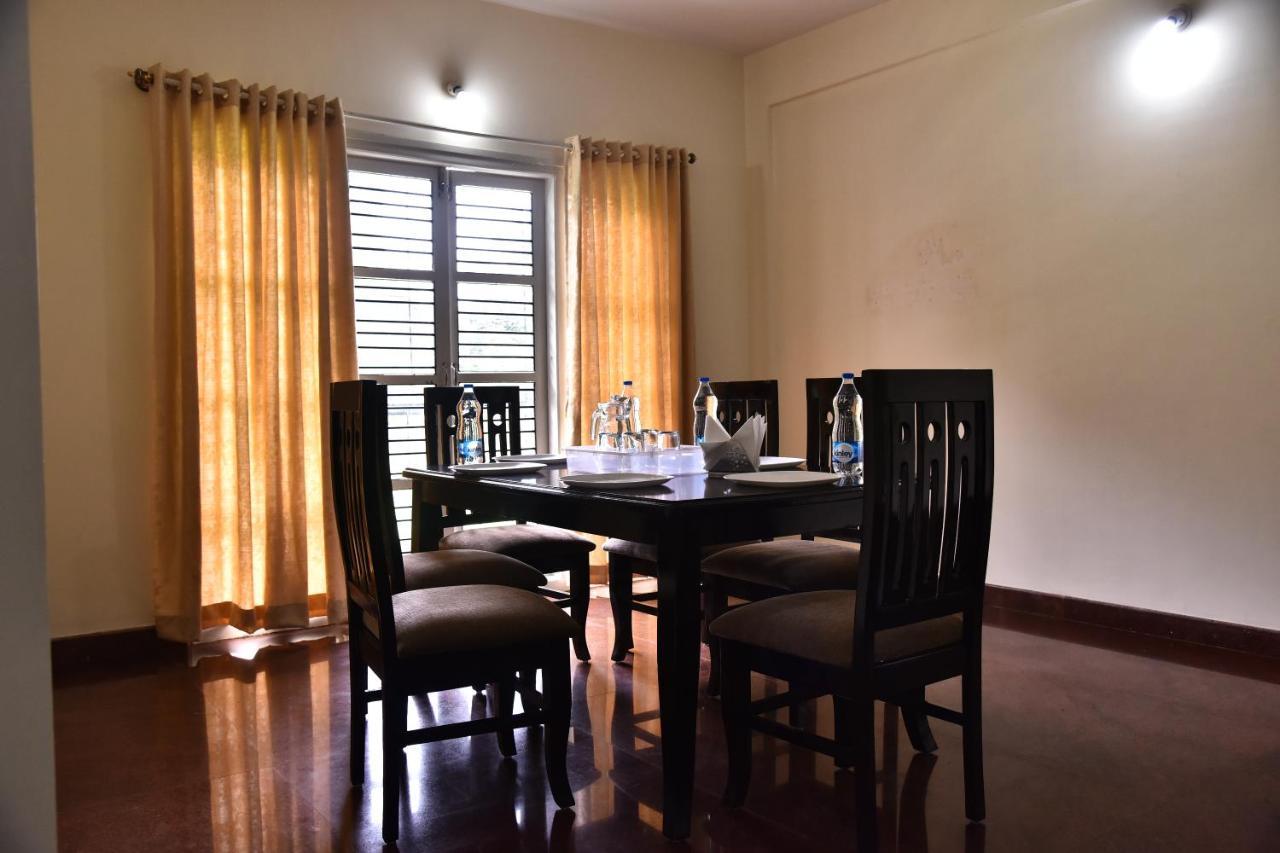 The Banjaara Suites Бангалор Экстерьер фото