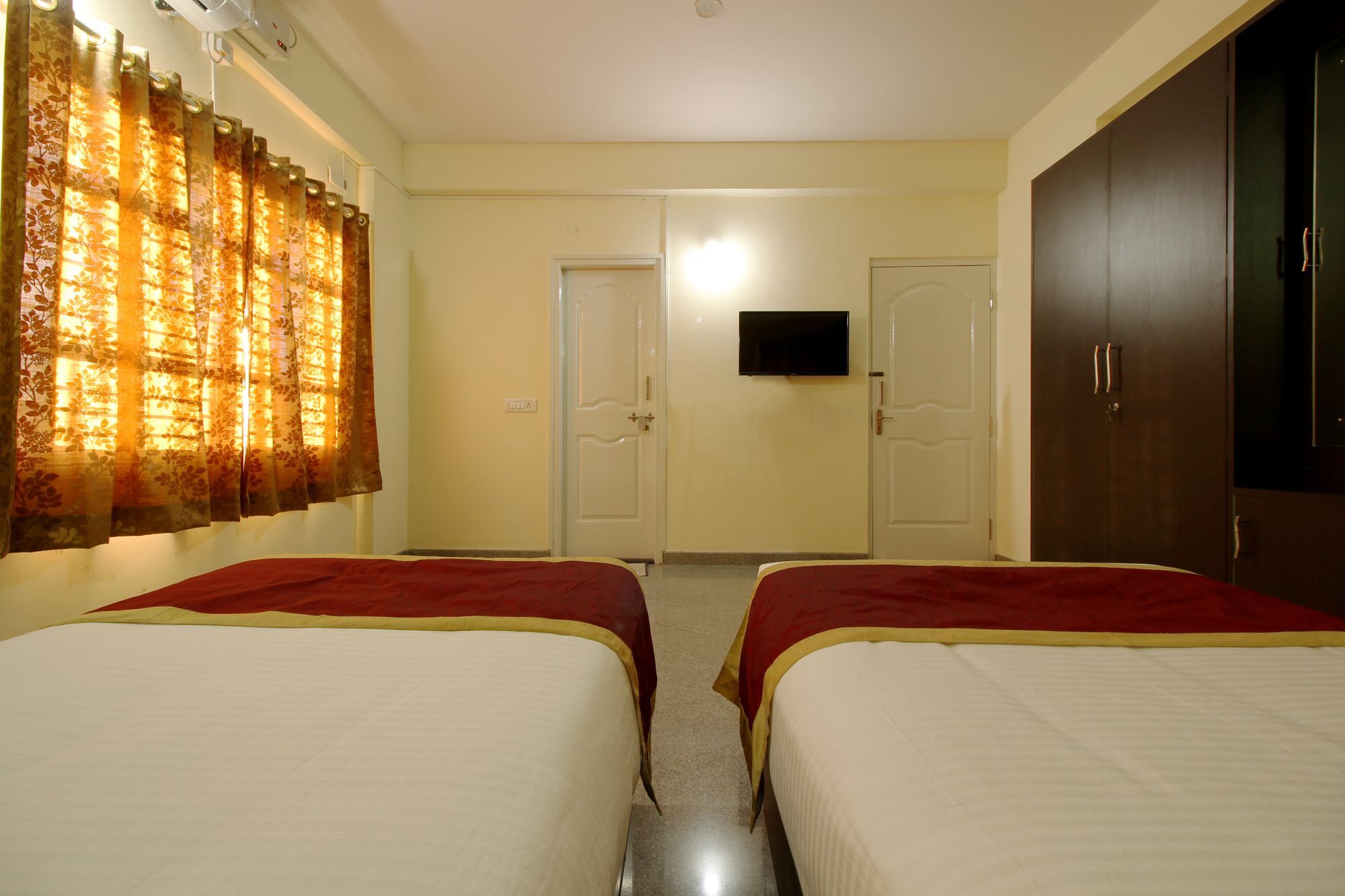 The Banjaara Suites Бангалор Экстерьер фото